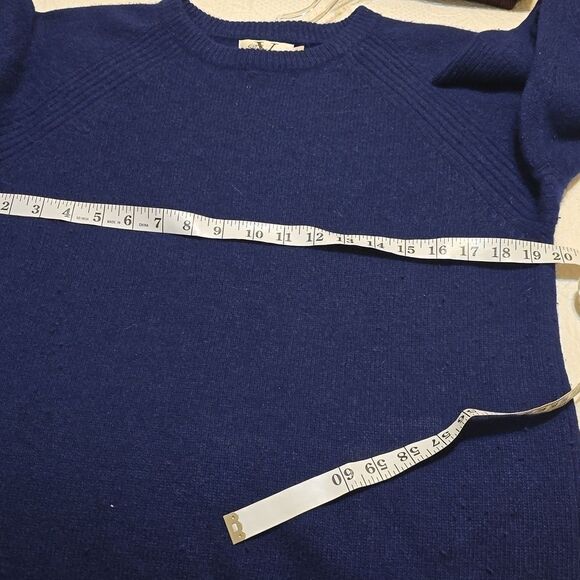 VERRAZANO ANGORA AND RABBIT VINTAGE CREWNECK SWEATER SIZE LARGE - Picture 4 of 6